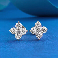 wholesale S925 Silver White Diamond Four-Leaf Clover Stud Earrings, Minimalist Earrings, Fashionable and Popular in Europe and America for Women-E579 White Stud Earrings 925 Silver