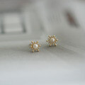 wholesale 9K Gold Wholesale Pure Flower Bud Design Freshwater Pearl Elegant Mini Flower Earrings for Women-0-0