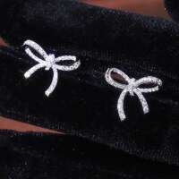 wholesale High-quality 9/10/14/18k gold sweet bow stud earrings with lab-grown diamonds-9k gold cultured diamond bow earrings