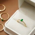 wholesale S925 sterling silver emerald fashion ring, minimalist French-style band, niche versatile pinky ring hand accessory-0-1