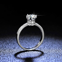925 Sterling Silver Moissanite Six-Prong Crown Ring for Women Wholesale-carat (D color moissanite)  20 yards