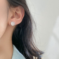 wholesale S925 Sterling Silver Fresh and Sweet Ins-Style Niche Design Exquisite Chalcedony Line Earrings M06655-S925 silver pair>925 silver