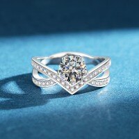 925 Sterling Silver Crown Love Wing Moissanite Ring, 1 Carat V-Shape Engagement Couple's Ring-1-carat [Zircon]  HKD 17#
