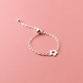 wholesale S925 silver delicate and simple five-petal flower chain ring, fashionable and elegant ladies' jewelry for women J8264-0-2