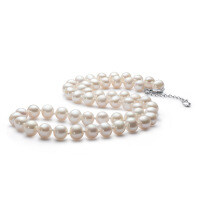 Metal Freshwater Pearl Necklace, Mother's Day Gift-Natural freshwater pearl necklace with lobster clasp; pearls 7-8mm; chain length 45cm.