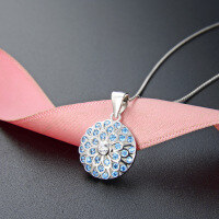 wholesale 925 Sterling Silver Floral Micro-Paved Full Diamond Necklace for Women Cross-Border European and American Fashion Elegant Short Round Pendant Collarbone Chain-White gold single pendant - without chain 925 silver