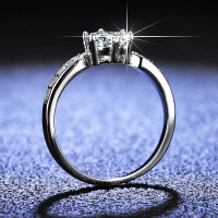 Silver Moissanite Crown Princess Ring for Live Streaming Supply-1 carat (zircon)  20 yards