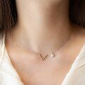 wholesale Metal Pearl Letter V Necklace for Women, Light Luxury, Niche, High-End English Collarbone Chain, Korean Style Elegant Accessory, Douyin Live-0-2