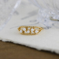 wholesale S925 silver gold-plated hollow light luxury vintage jewelry, Dunli Japanese morning dew freshwater pearl ring-Hollow Leaf Pearl Ring  US Size 6