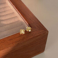 wholesale S925 Sterling Silver Four-Leaf Clover Crushed Ice Stud Earrings for Women, Korean High-End Custom Spring New Arrival Light Luxury Popular Ear Accessories-Gold (pure silver)