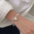 wholesale S925 Sterling Silver Minimalist Heart Bracelet for Women, Korean Style Simple and Versatile Small Design, Cold Tone Matching Heart-shaped Bangle-0-4