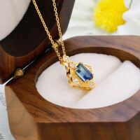 wholesale S925 gold-plated silver Japanese limited edition vintage court-style gradient quartz stone necklace for women, chain collar-Deep Blue-Green Glass Necklace 925 Silver