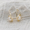 wholesale 9K Gold Vintage Minimalist Luxury Style Pearl Earrings for Summer Collection by Yili Jewelry Manufacturer Wholesale-0-3