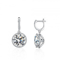 Sterling Silver 5ct Round Moissanite Stud Earrings for Women-A single 5-carat moissanite.
