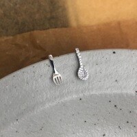 wholesale S925 Sterling Silver Asymmetrical Small Spoon and Fork Utensil Earrings, Niche, Elegant, Minimalist, Versatile, Exquisite and Compact Design for Women-Platinum 925 silver