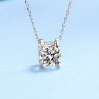 wholesale S925 Sterling Silver Classic Bull Head Necklace for Women, Inlaid with D Color Moissanite Simulated Diamond Pendant, Ready to Ship for Dropshipping-80 points Moissanite 925 silver