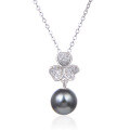 wholesale S925 Sterling Silver Diamond and Shell Pearl Vintage Three-Leaf Clover Pendant Necklace with Heart and Flower Design-0-4