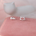 wholesale S925 Sterling Silver Fresh Sweet Ins Style Niche Design Exquisite Cat Fishbone Ear Studs M06295-0-0