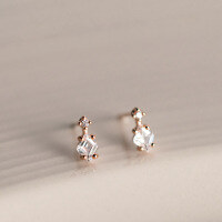 wholesale S925 Sterling Silver Diamond-Inlaid Rhombus Earrings for Women, Korean Style Small Waterdrop Inlaid Diamond Mini Earrings M04007-S925 silver pair rose gold 925 silver