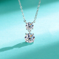 Metal Four-Prong Moissanite Necklace Pendant Fashion Pendant-0.5ct + 1ct white gold necklace