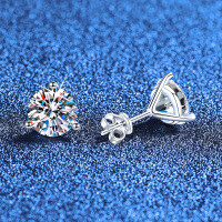 S925 Sterling Silver Moissanite Three-Prong Thread Earrings Wholesale-Stud earrings with high carbon stone  30 points + 30 points (4mm)