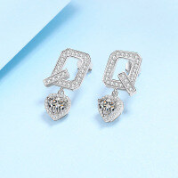 wholesale PT950 plated 925 sterling silver earrings for women, moissanite letter Q earrings, manufacturer wholesale available-6.5mm zircon 925 silver