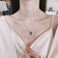 wholesale S925 sterling silver European and American minimalist style AB chain with black onyx square pendant, simple and fashionable collarbone necklace-576LM/approx. 8.3g>925 silver