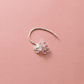 wholesale S925 silver Na Lan Korean-style minimalist ear hooks synthetic four-petal flower engraved ear accessories G9942-0-2