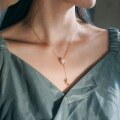 wholesale Metal with natural pearls Valentine's Day new bear and balloon light luxury necklace for women, bear pendant necklace, collarbone chain-0-1