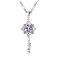 S925 Sterling Silver Moissanite Four-Leaf Clover Key Pendant Necklace-[Super Sparkling Zircon] 1 Carat Necklace  925 Silver