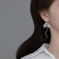 wholesale S925 silver, acrylic glitter fishtail, gold-plated lines, long earrings, elegant accessory M01072-S925 silver pair 925 silver