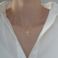 wholesale S925 sterling silver diamond-encrusted key necklace for women, French vintage-inspired, luxurious antique feel, simple and elegant collarbone chain D8755-0-0