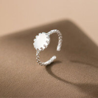 wholesale S925 Sterling Silver Fresh and Sweet Design Crown Lace Chalcedony Chain Pattern Ring R02683-S925 silver ring Adjustable opening