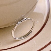wholesale S925 Sterling Silver Minimalist Bow Simple Ring for Women, Minimalist Design High-End Sense Fresh Wholesale-Open Bow Ring - White Gold Adjustable Opening