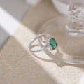 wholesale S925 Sterling Silver New 2ct Cultivated Emerald 6*8 Ring for Women Vintage and Versatile-0-1
