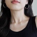 wholesale S925 Silver Retro Minimalist Hoop Earrings for Women, Small and Chic Design, Large Statement Circle, High-End Earrings-0-1
