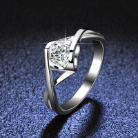 S925 Sterling Silver Moissanite Women's Ring Angel's Kiss Engagement Ring Manufacturer-50 points (empty load)  11 yards