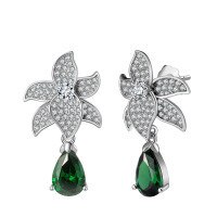 wholesale S925 Sterling Silver Cloud-Pull Jewelry Light Luxury Artificial Emerald Teardrop Earring Accessories-Platinum 6.73g 925 silver