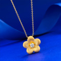 wholesale S925 silver gold-plated small floral pendant necklace with a pulled texture, featuring a golden flower design in a new Chinese style-0-1