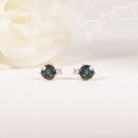 wholesale S925 silver gold-plated synthetic color-changing alexandrite stud earrings for men and women, simple and elegant, cross-border live-Synthetic Alexandrite Stud Earrings