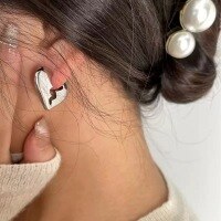 wholesale S925 silver broken heart earrings for women, Korean Dongdaemun new style, high-end heavy work love ear studs-Sterling silver