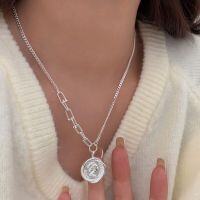 wholesale S925 Sterling Silver Queen Round Pendant Link Necklace, Spring and Summer New Arrival, Versatile High-End Sense Sweater Chain-Pure silver (length 42+5CM)