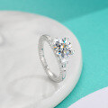 wholesale S925 Sterling Silver Simple and Fashion 2 Carat Genuine Moissanite Sparkle Ring Women's Engagement Wedding Band Wholesale-0-0