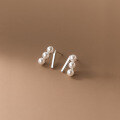 wholesale S925 Sterling Silver Vintage Synthetic Pearl V-Shaped Ear Studs for Women with an Elegant and Premium Feel M03569-0-3