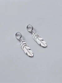 wholesale S925 sterling silver minimalist fashion small feather pendant drop DIY handmade jewelry vintage pure silver accessory-One white silver (approximately 18*6*1 mm)