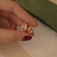 wholesale S925 Sterling Silver Fresh and Sweet Ins Style Asymmetric Diamond-Encrusted Pig Nose Ear Clasp M06030-S925 silver pair silver 925 silver