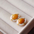 wholesale S925 Silver Vintage Natural Old Beeswax White Mother-of-Pearl Earrings Amber Beeswax Mustard Yellow White Shell Ear Accessories-0-2