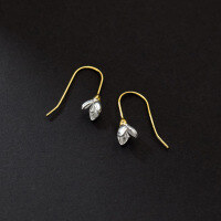 wholesale S925 gold-plated silver white magnolia ear hooks, small fresh earrings, sweet flower earrings M01896-S925 silver pair 925 silver