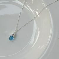 wholesale S925 Sterling Silver Mermaid's Blue Tear Drop Cat's Eye Stone Necklace for Women, Minimalist and Elegant High-End Collarbone Chain-Platinum 925 silver