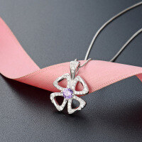 wholesale 925 Sterling Silver Cross-Border Pendant Necklace for Women, Small Four-Leaf Clover Flower Charm, Minimalist and Elegant, Versatile Collarbone Chain-Single Pendant - Without Chain>925 Silver